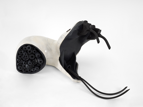 Cannupa Hanska Luger, Severed I, 2021. Ceramic and mixed media. 19 x 42 x 17 inches. Courtesy of the artist and Garth Greenan Gallery, New York.