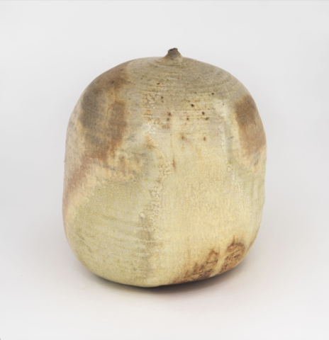 Toshiko Takaezu, Anagama Closed form, 1970s. Stoneware. Columbus Museum of Art: Gift of the Artist. ©Family of Toshiko Takaezu.